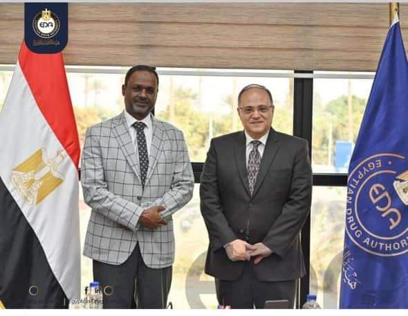  لتعزيز التعاون المشترك في مجال الأدوية  أمين عام مجلس الأدوية يلتقي برئيس هيئة الدواء المصرية 